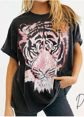 Футболка жіноча з принтом 48 Чорний 2664088832